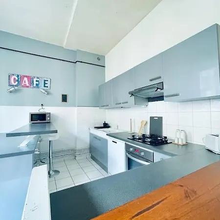 Apartment Spacieux, Hyper Centre, 2 Saint-Etienne (Loire)